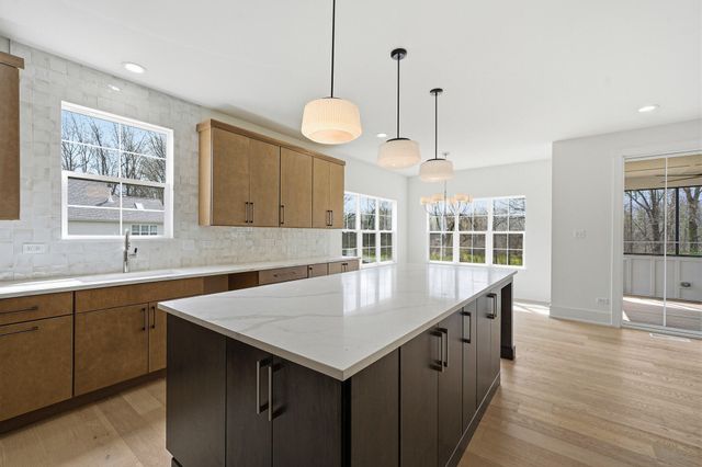 2431 Pradera Trail, Chesterton, IN 46304