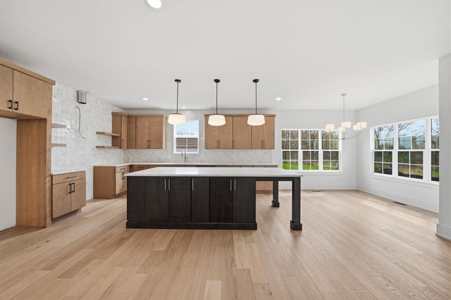 2431 Pradera Trail, Chesterton, IN 46304