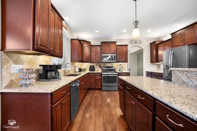 2837 Taylor Glen Drive, New Lenox, IL 60451