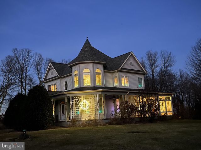 7825-4 DAM NUMBER 4 RD, Williamsport, MD 21795