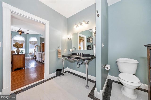 7825-4 DAM NUMBER 4 RD, Williamsport, MD 21795