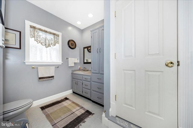 7825-4 DAM NUMBER 4 RD, Williamsport, MD 21795