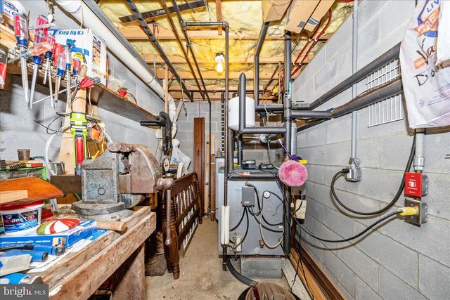 7825-4 DAM NUMBER 4 RD, Williamsport, MD 21795