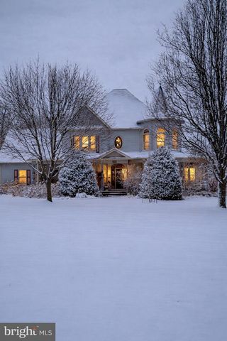 7825-4 DAM NUMBER 4 RD, Williamsport, MD 21795