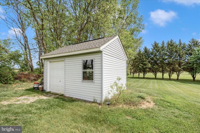 7825-4 DAM NUMBER 4 RD, Williamsport, MD 21795