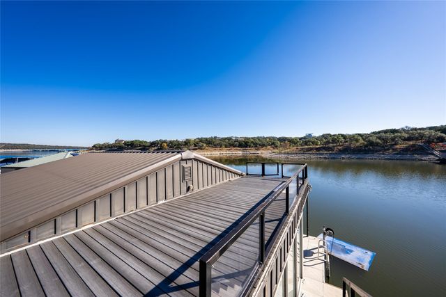 909 Brooks Hollow RD, Lakeway, TX 78734