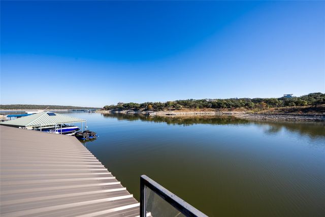 909 Brooks Hollow RD, Lakeway, TX 78734