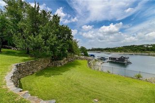 909 Brooks Hollow RD, Lakeway, TX 78734