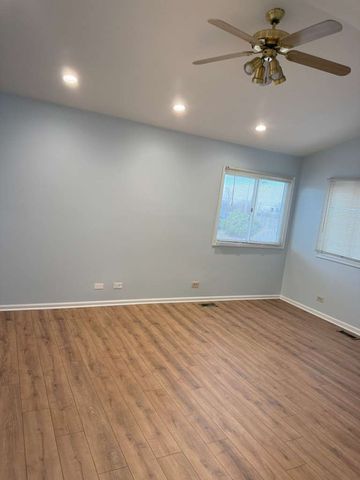 1640 HILTON HEAD Drive 1640, Naperville, IL 60563