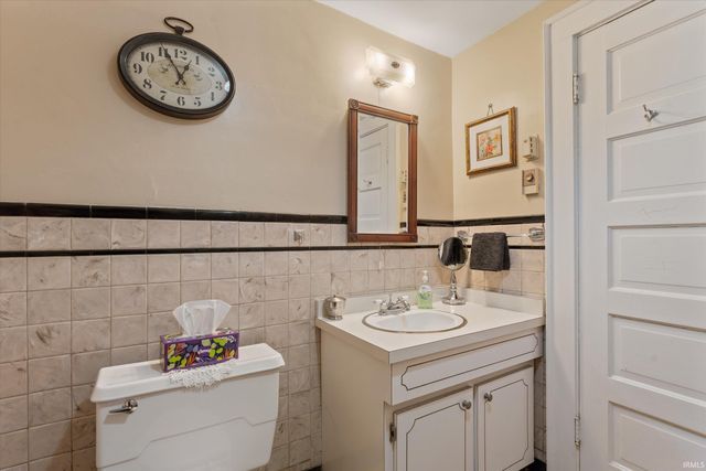 2517 Erskine Boulevard, South Bend, IN 46614