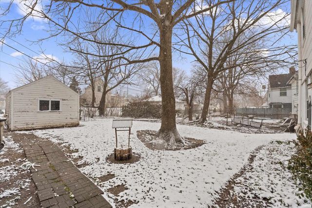 2517 Erskine Boulevard, South Bend, IN 46614