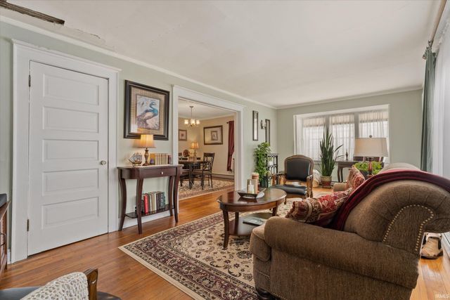 2517 Erskine Boulevard, South Bend, IN 46614