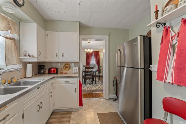 2517 Erskine Boulevard, South Bend, IN 46614