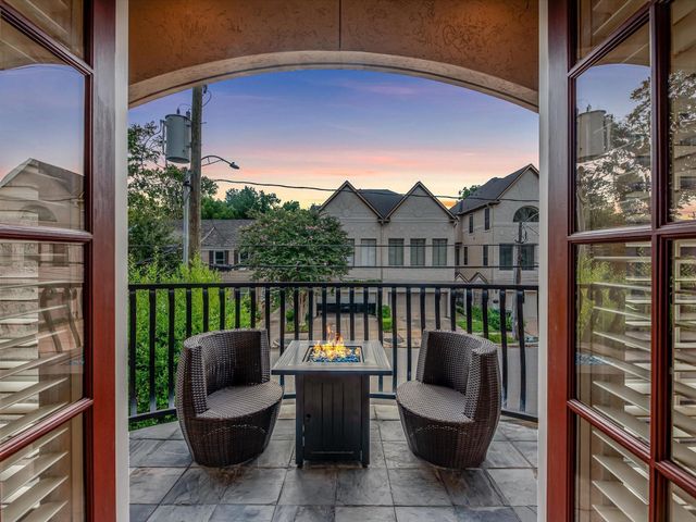 2008 Hazard Street, Houston, TX 77019