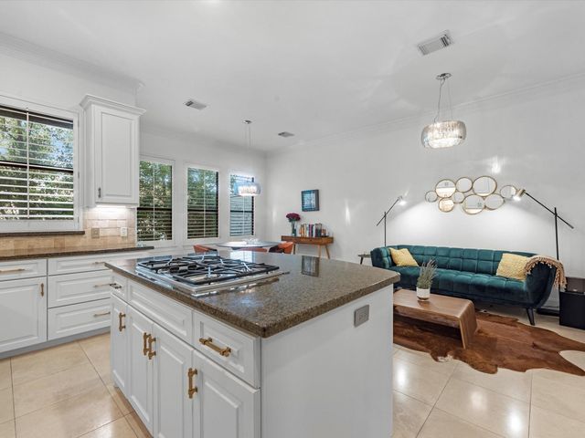 2008 Hazard Street, Houston, TX 77019