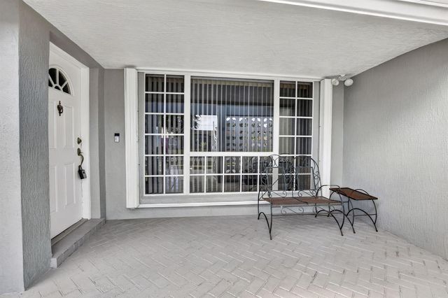 9120 SW 55TH Court, Cooper City, FL 33328