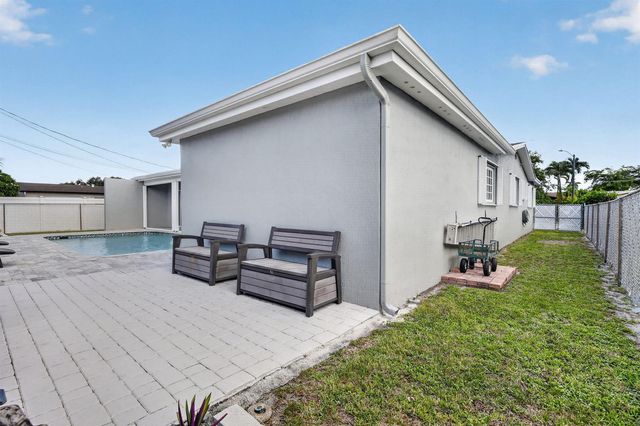 9120 SW 55TH Court, Cooper City, FL 33328