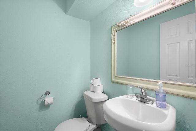 1613 N MARTIN LUTHER KING JR AVENUE, Clearwater, FL 33755