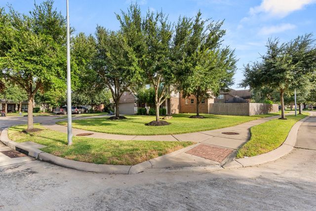 25915 Lockspur Court, Richmond, TX 77406
