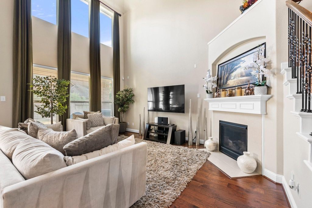 25915 Lockspur Court, Richmond, TX 77406