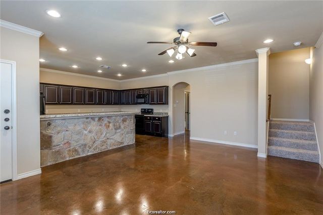 118 Kimber Lane, College Station, TX 77845