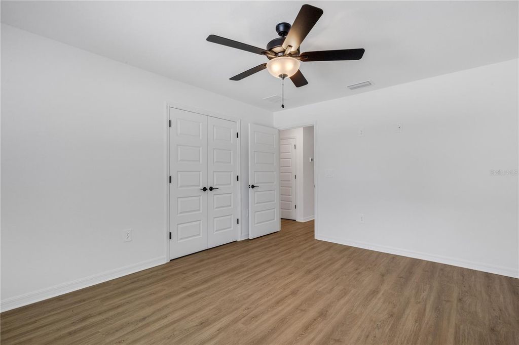 Image 18 of property listing at 902 / 904 CAPTIVA POINT, Lakeland, FL 33801