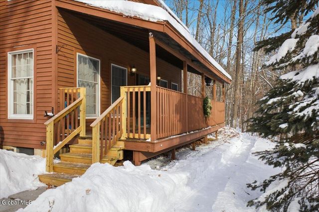 51 Birdsall Road, Queensbury, NY 12804