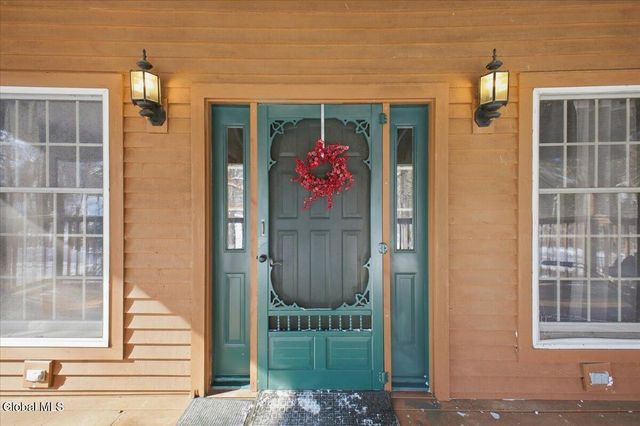 51 Birdsall Road, Queensbury, NY 12804