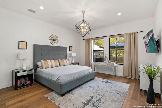 507 Normandy, San Antonio, TX 78209