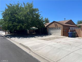 38609 32nd Street E, Palmdale, CA 93550