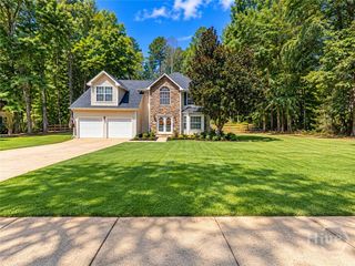 60 Aberdeen Court, Jefferson, GA 30549