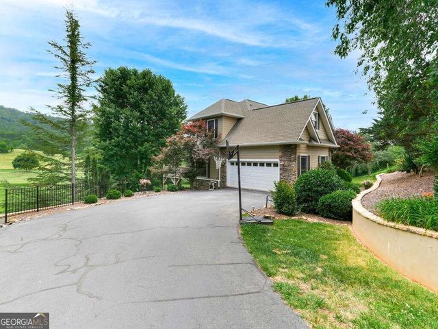 115 Country Club View, Hayesville, NC 28904