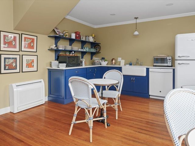 20 Lincoln Street, Jamestown, RI 02835