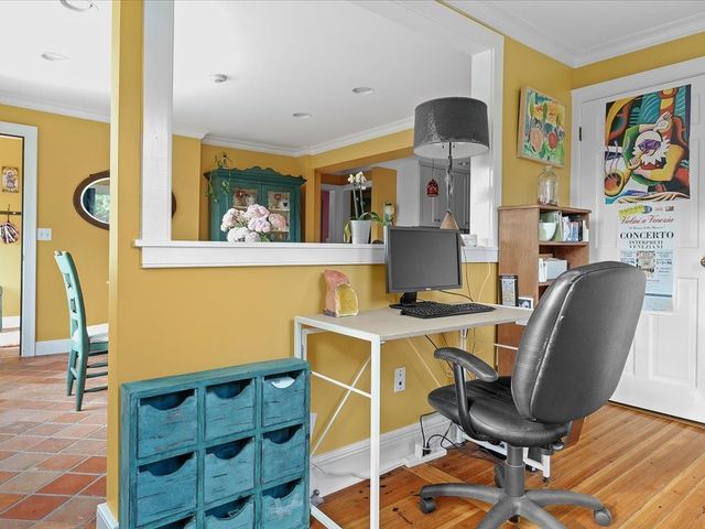 20 Lincoln Street, Jamestown, RI 02835