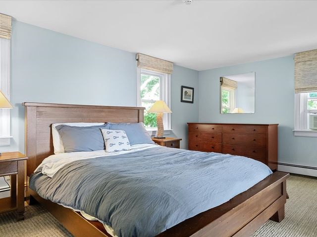 20 Lincoln Street, Jamestown, RI 02835