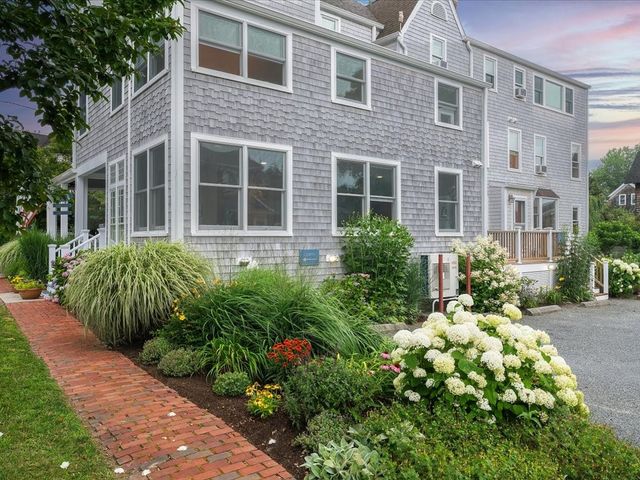 20 Lincoln Street, Jamestown, RI 02835