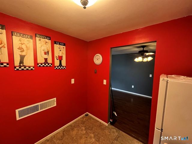 53 Wolcott Hill Road B17, Wethersfield, CT 06109