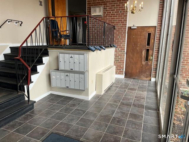 53 Wolcott Hill Road B17, Wethersfield, CT 06109