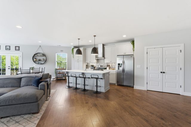 5608 Morrow Rd, Nashville, TN 37209