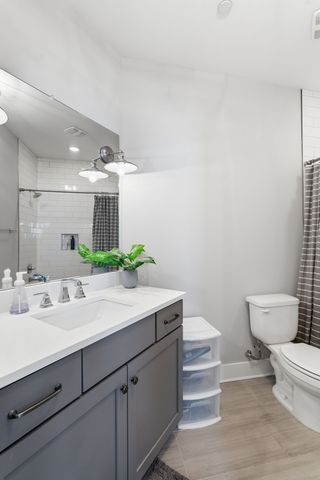 5608 Morrow Rd, Nashville, TN 37209