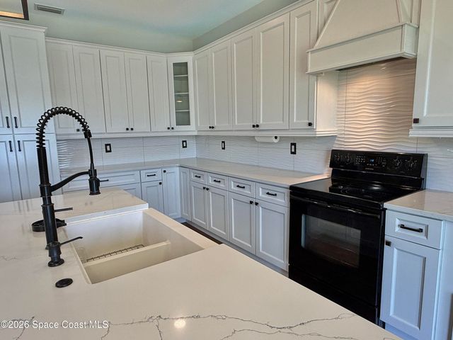 1453 Santa Anna Street SE, Palm Bay, FL 32909