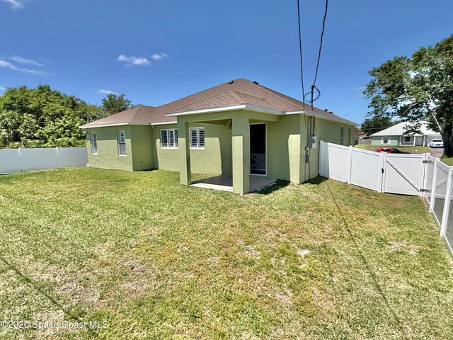1453 Santa Anna Street SE, Palm Bay, FL 32909
