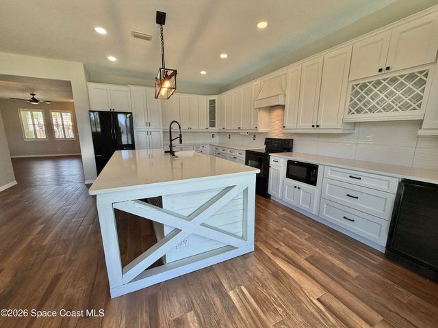 1453 Santa Anna Street SE, Palm Bay, FL 32909