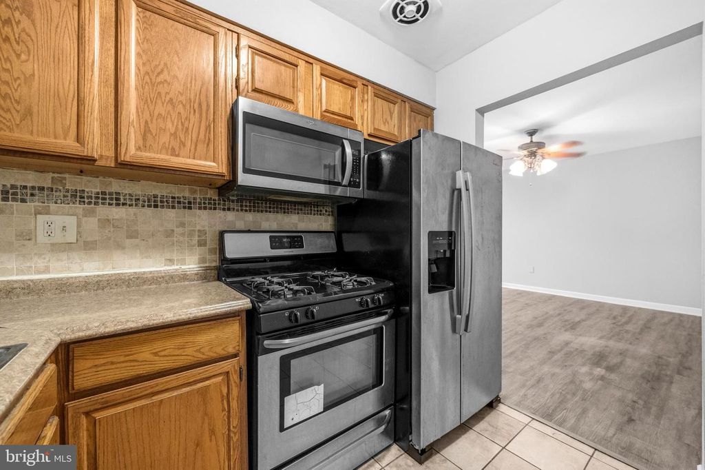 Image 15 of property listing at 1983 ADDISON RD S, District Heights, MD 20747