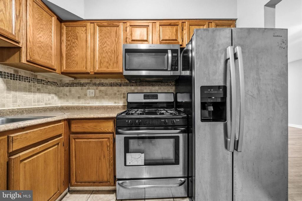 Image 16 of property listing at 1983 ADDISON RD S, District Heights, MD 20747