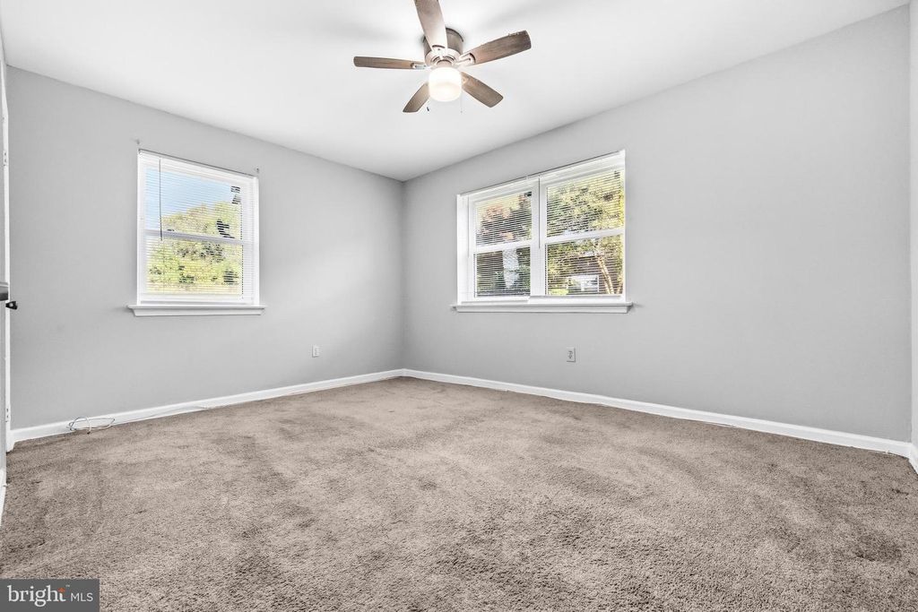 Image 20 of property listing at 1983 ADDISON RD S, District Heights, MD 20747