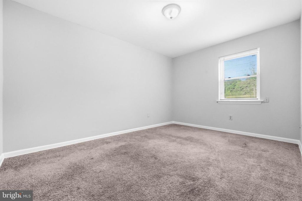 Image 24 of property listing at 1983 ADDISON RD S, District Heights, MD 20747