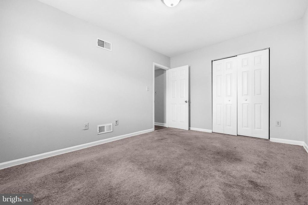 Image 25 of property listing at 1983 ADDISON RD S, District Heights, MD 20747