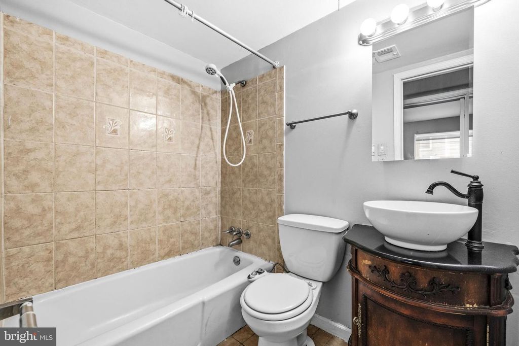 Image 27 of property listing at 1983 ADDISON RD S, District Heights, MD 20747