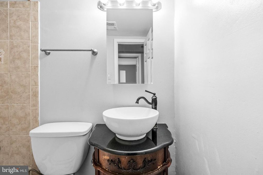 Image 28 of property listing at 1983 ADDISON RD S, District Heights, MD 20747